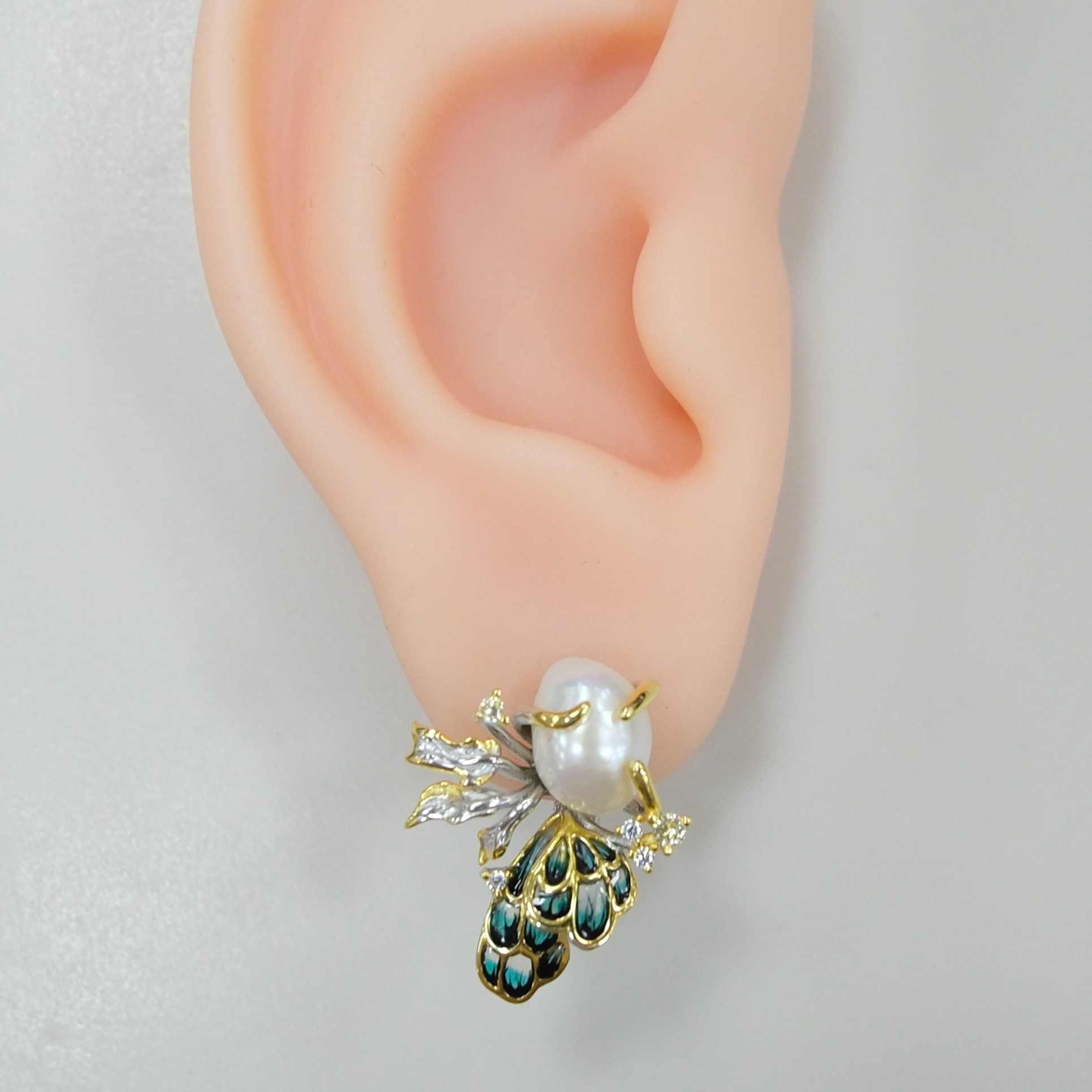 Серебряные серьги с жемчугом Барокко